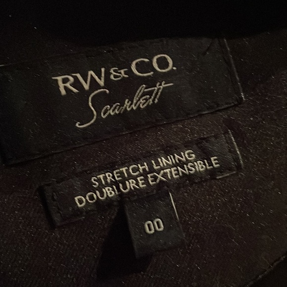 Dark grey lined RW&Co blazer/ jacket in excellent condition. - Picture 3 of 5